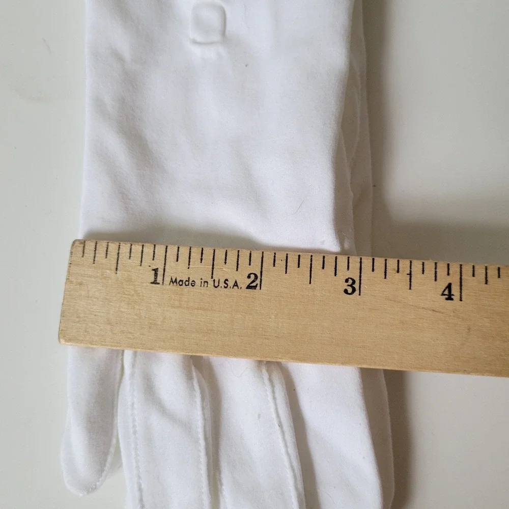 Vintage Hansen Suede Supreme White Wrist Gloves Ceremonial Cottagecore Wedding